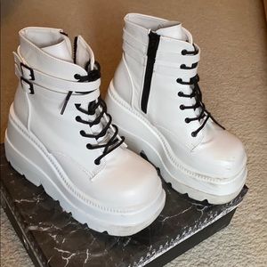 Demonia Purw Technopagan boots!